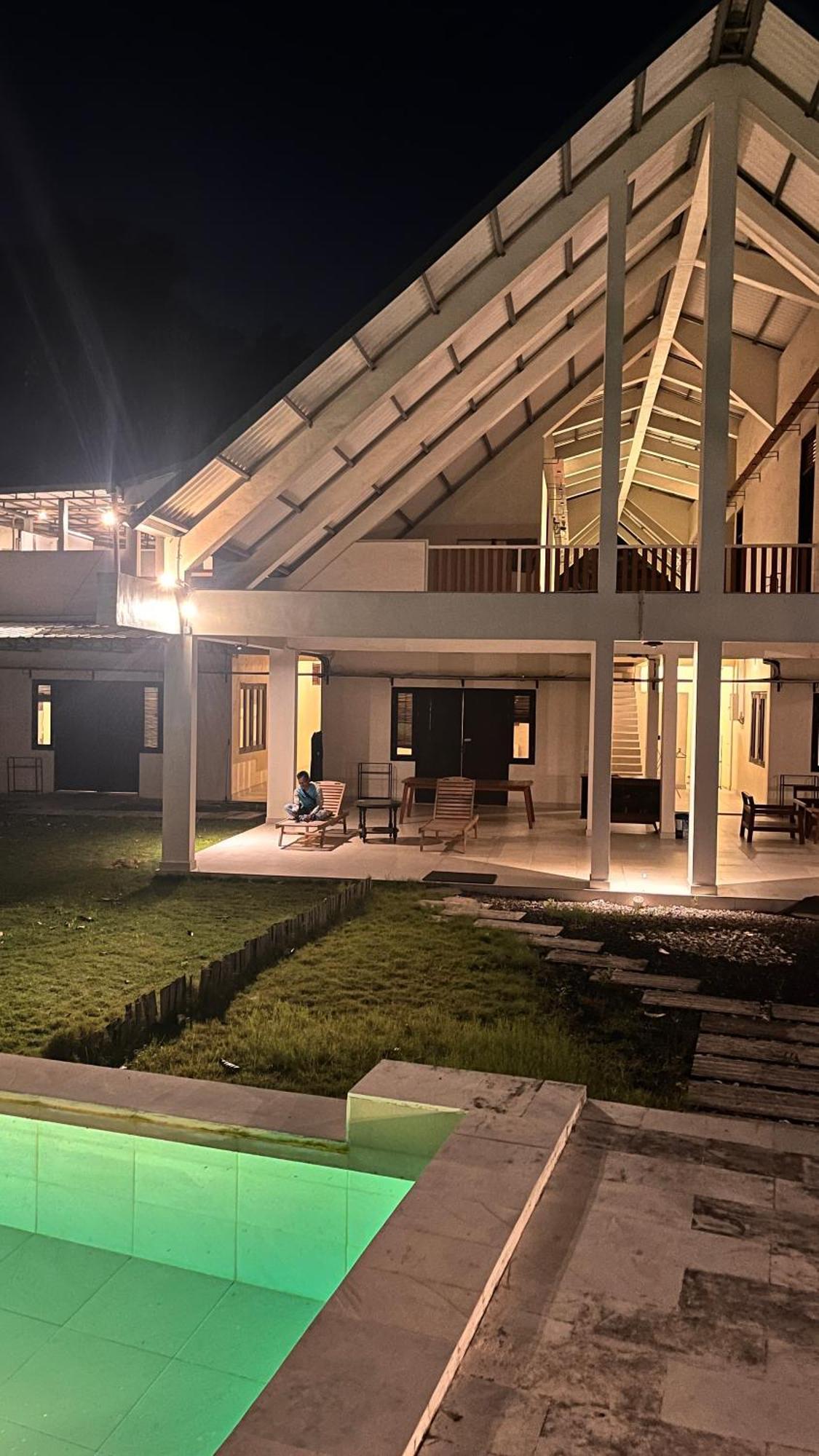 Passifika House Hotel Canggu  Exterior photo